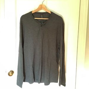 LuluLemon Mens Henley long sleeve t shirt